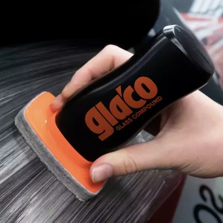 ŚRODEK DO CZYSZCZENIA I POLEROWANIA SZYB - SOFT99 GLACO GLASS COMPOUND ROLL ON